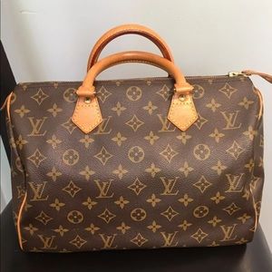 FLASH. SALE!!!  Authentic LV Speedy 30